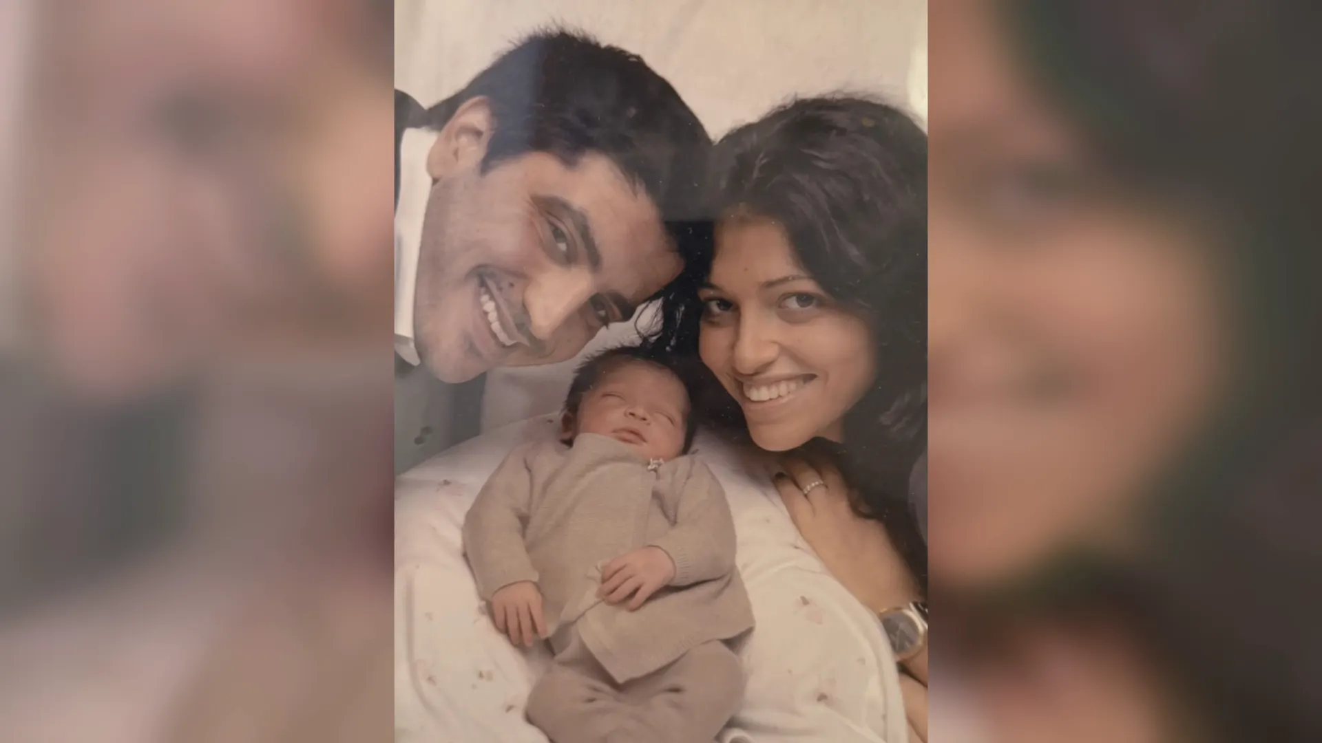 Extrait d’un film Kinora : des photos de famille anciennes qui s’animent doucement.